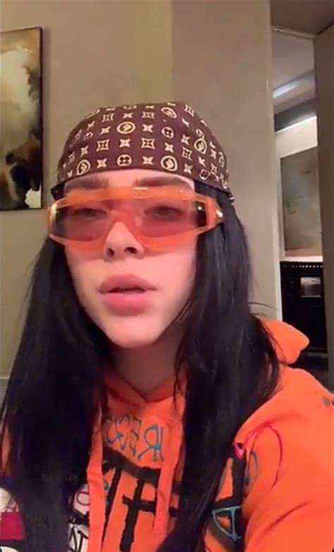 Billie Eilish: Sunglasses for Summer 